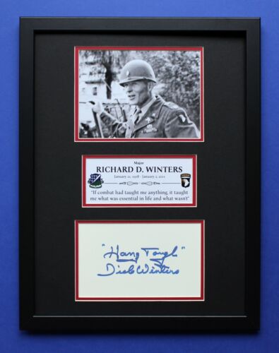 RICHARD D. WINTERS AUTOGRAPH framed masterly display WW2 Band of Brothers - Picture 1 of 5
