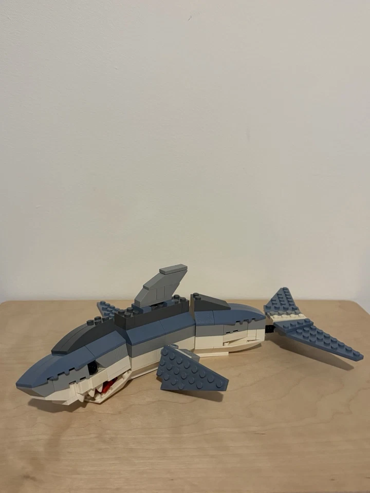 LEGO Creator 4506 Deep Sea Predators, photo 2 of 5