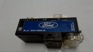 Ford Galaxy TDI WGR Steuergerät Relais Kühlerlüfter 95VW14B205AA 18266