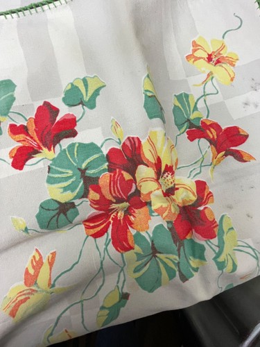 Vintage hand-sewn tablecloth made from floral napkins 30" x 34" - Picture 3 of 13
