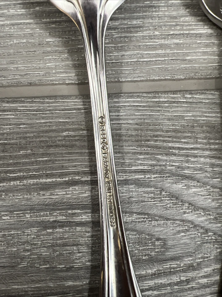 Reed & Barton  4 Piece Place Setting 18/8 Stainless Flatware Korea - Image 4 of 4
