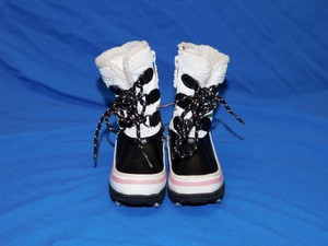 totes sadie snow boot