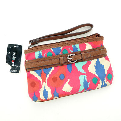 Style Co. Baltic Wristlet, Ikat