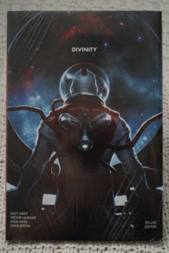 Divinity Deluxe Edition (Valiant Entertainment, December 2015) Hard Cover - 第 1/4 張圖片