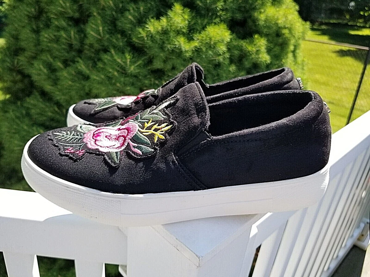 Women s Steve Madden Garcie Slip On Shoes Size 7M Black with