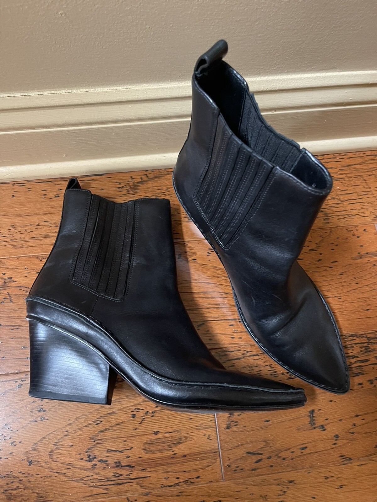 Tory Burch Lila Leather Pointed Toe Heeled Ankle Boots Black 11 M Shoes Bootie thumbnail 3