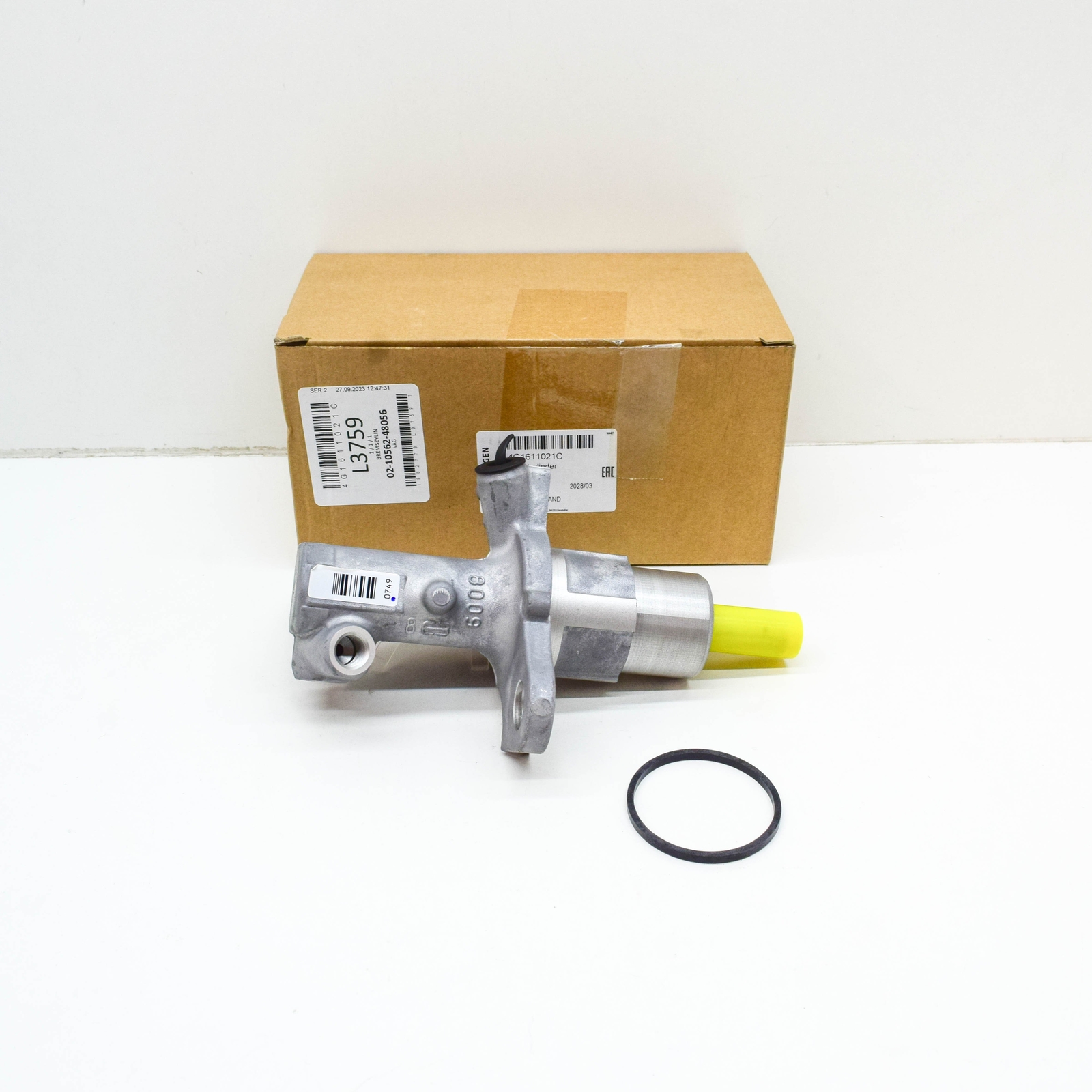 NEW AUDI A7 SPORTBACK 4G BRAKE MASTER CYLINDER 4G1611021C ORIGINAL 4G1-611-021-C