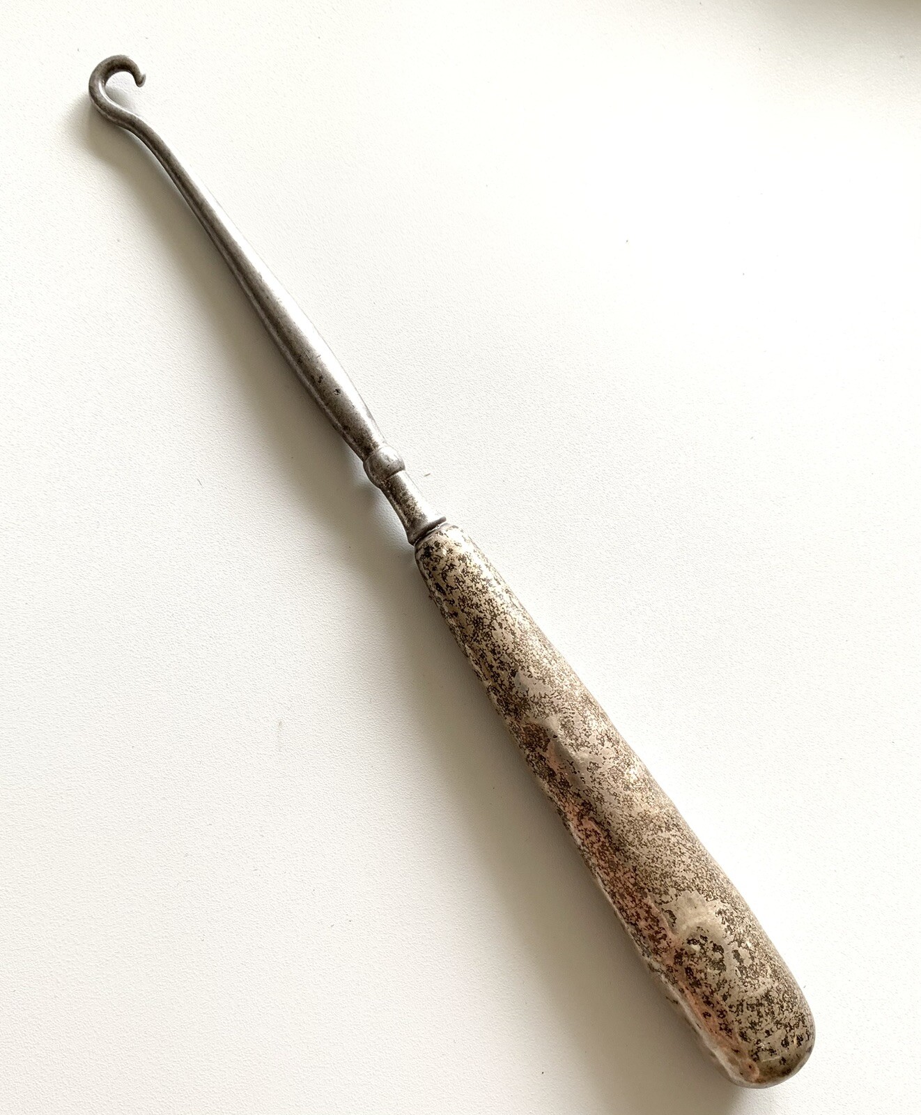 Sterling Handled Ladies Button Hook Hammered Fini… - image 2