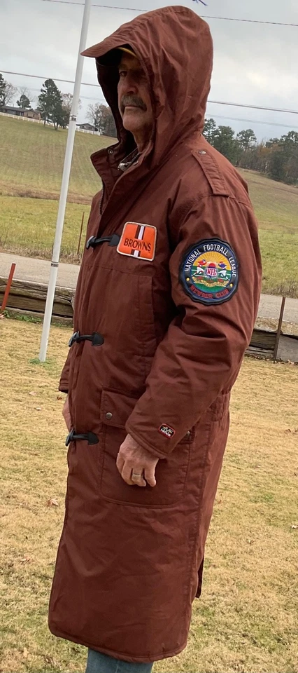 RARO Abrigo Parka Largo Estadio Mirage NFL Cleveland Browns Adulto Talla L Foto 3 de 4