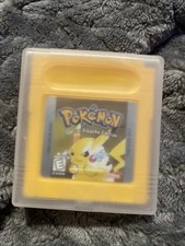 Pokémon Special Pikachu Edition (Yellow) Nintendo Game Boy Cartridge w/ Case