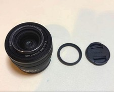 Excellent condition Sony FE 28-60mm F4-5.6 zoom lens with filter