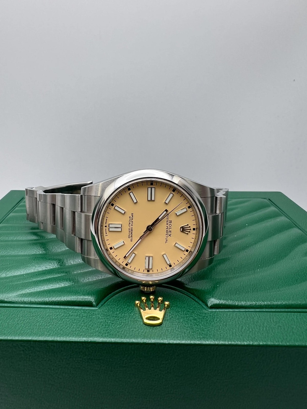 Rolex Oyster Perpetual 41mm 124300 Custom Beige Dial + Original