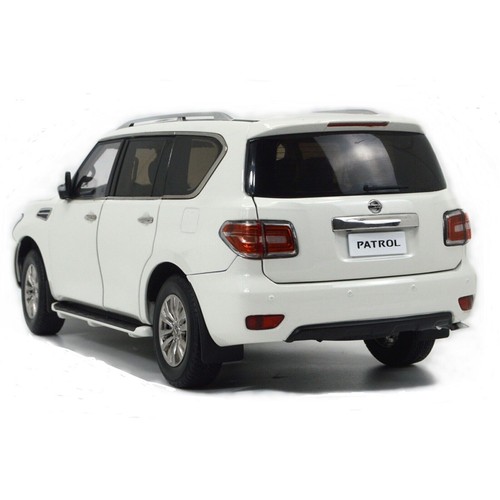 1:18 Nissan Patrol Armada V5.6 Y62 2018 Diecast Hobby Model Car Miniature Gifts - Picture 3 of 12