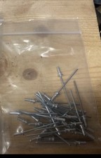 Vauxhall Nova Gsi, Gte New Side Skirt rivets 1988-1993 Astra cavalier corsa 