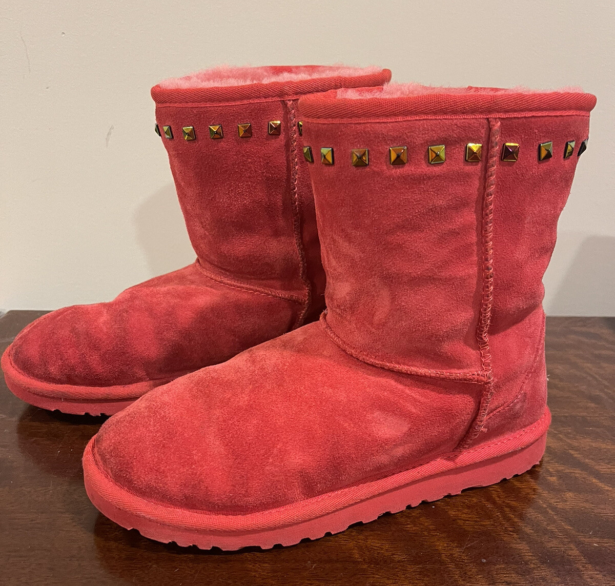Uggs Boots Red Uggs Girls UGG Classic Mini II 