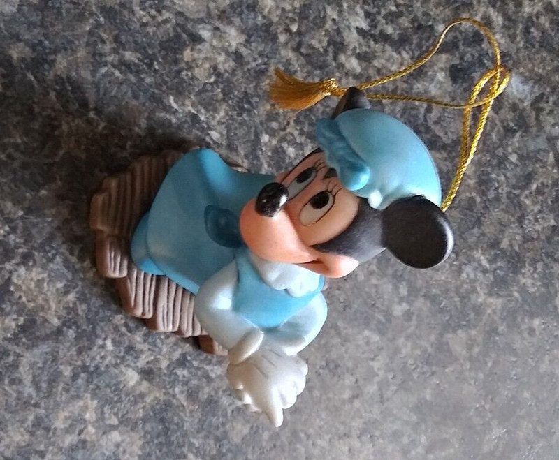 Walt Disney Minnie Mrs Crachit Mickey's Christmas Carol Ornament