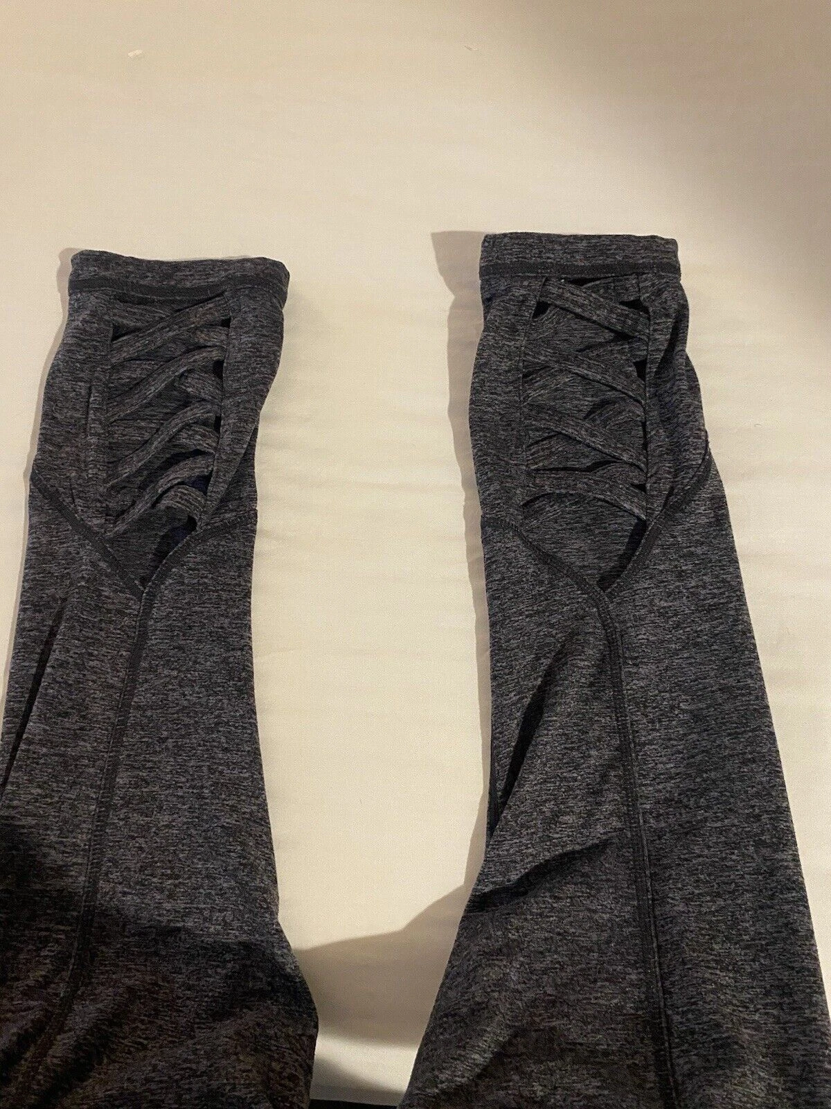 yogalicious cropped criss cross ballet style capri heather leggings