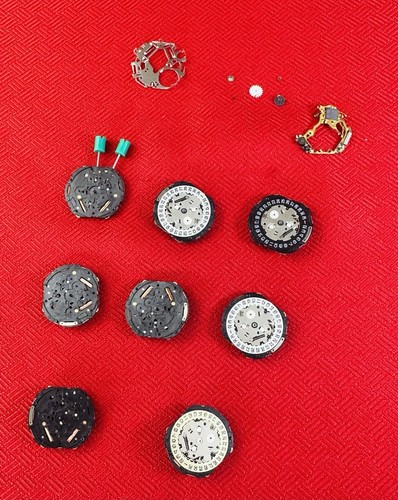 Seiko 7T42 Movimiento Cronógrafo Lote 8 Anillos Fecha Reloj Piezas Reparación 7T42A