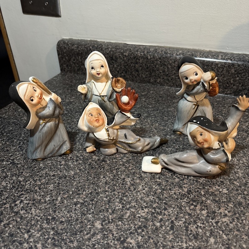 VINTAGE Thames Nun Baseball Figurines w/STICKERS Catcher Lot Of 5 Rare LE