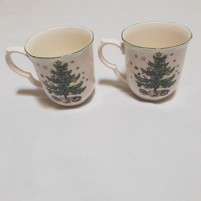 Nikko Happy Holidays Christmas Tree Mugs Set of 2 Made in Japan Vintage With Box