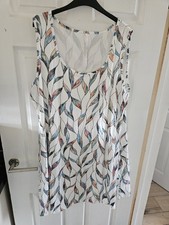 Women's Size 3xl Dress White Leaf Pattern