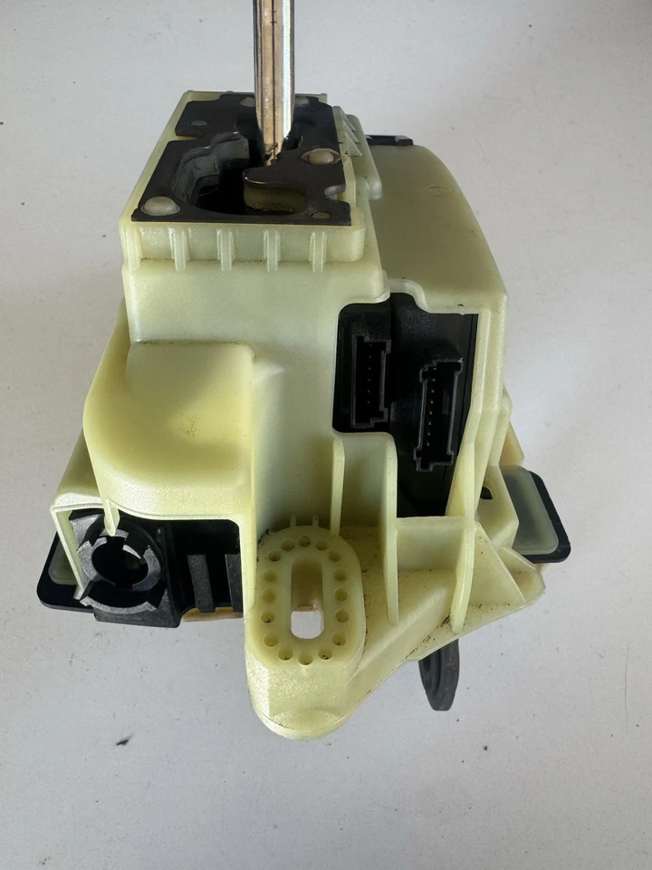 03-09 Mercedes W203 W209 C230 C320 C240 C280 Floor Gear Shifter a 2032676124 OEM - Image 2 of 4