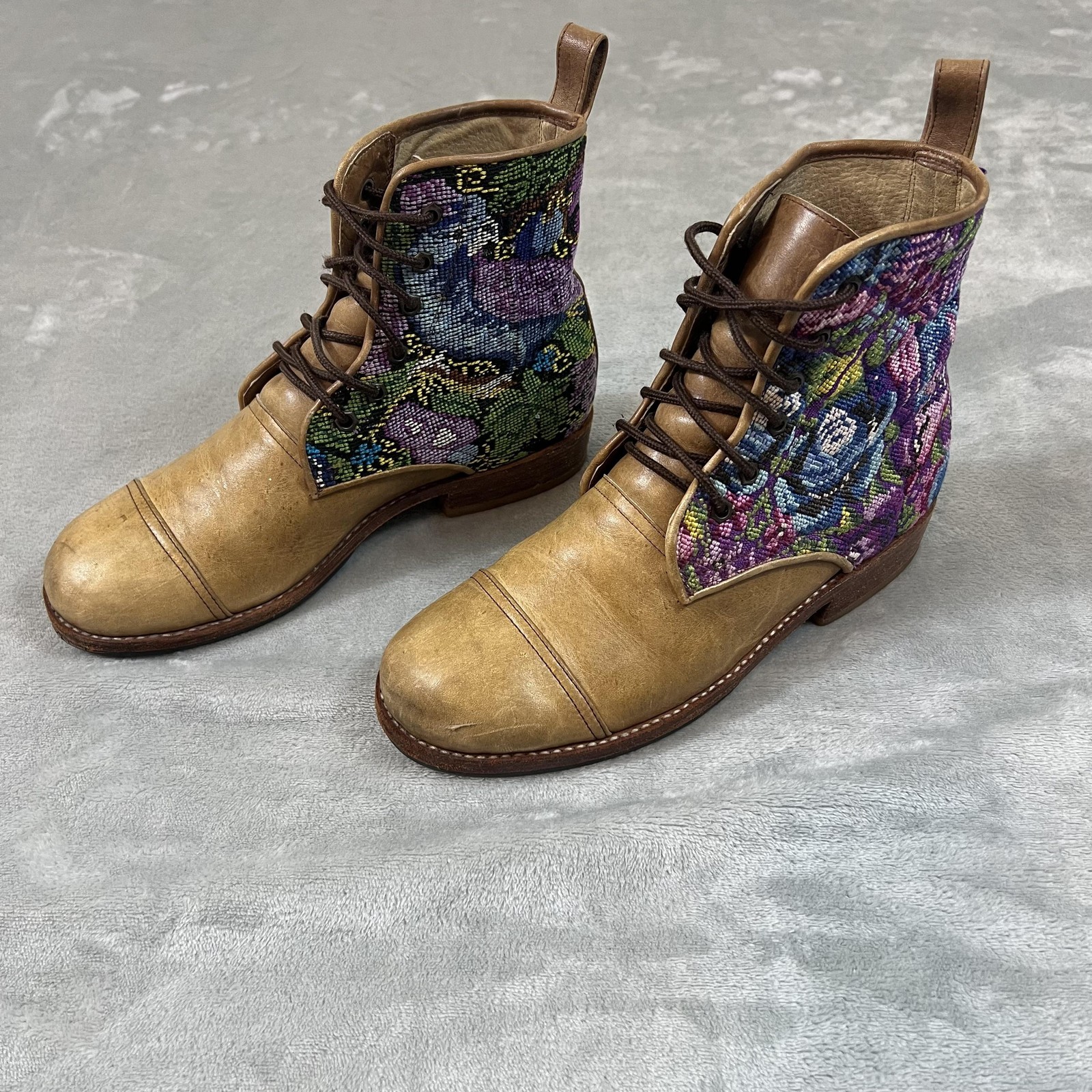 Teysha Boots Womens Size 10.5 Brown Leather Floral Textile Lace Up Ankle Shoes
