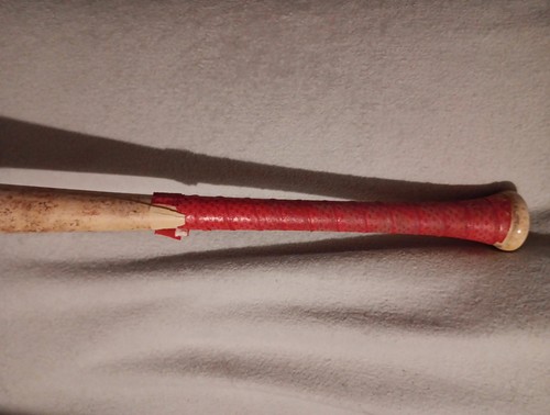 Nico Hoerner Game Used Bat Cracked at Handle Chicago Cubs - Picture 4 of 13