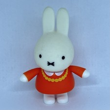 Miffy and Friends Birthday Party Miffy's Mom Figure Jazwares 12977-03085-WK 3"