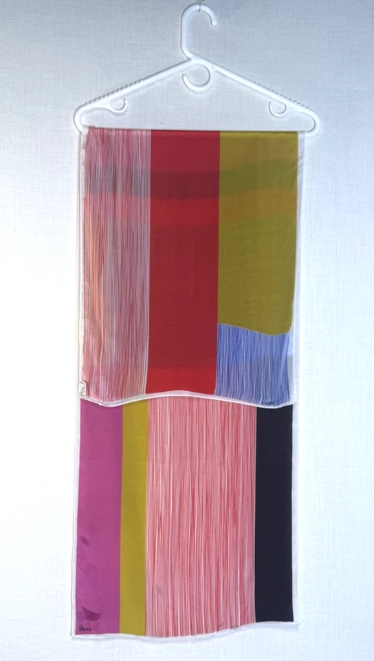 VERA Neumann 52 英寸长长长长 MOD 颜色阻挡丝绸围巾,瓢虫日本复古 — 第 4/4 张图片