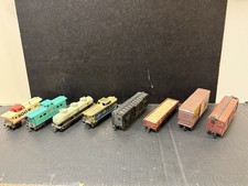 Tyco/ Mantua/ Athearn/ AHM HO Scale Train Cars X8 LOT