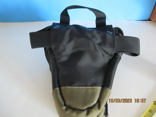Canon Zoom Pack 1000 Holster Style Bag Black/Olive Green Waist Strap - Picture 8 of 8