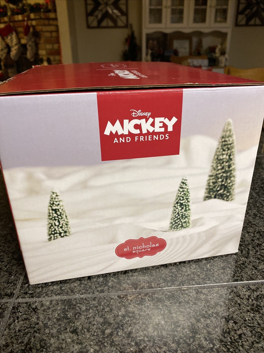 St. Nicholas Square DISNEY 