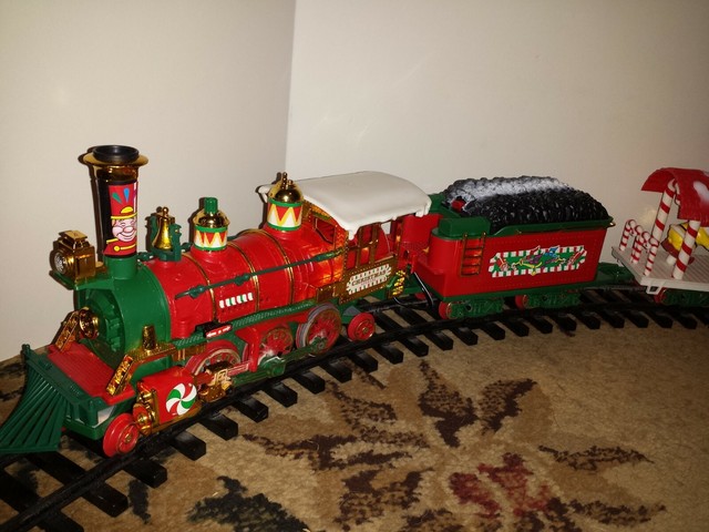 g scale christmas train