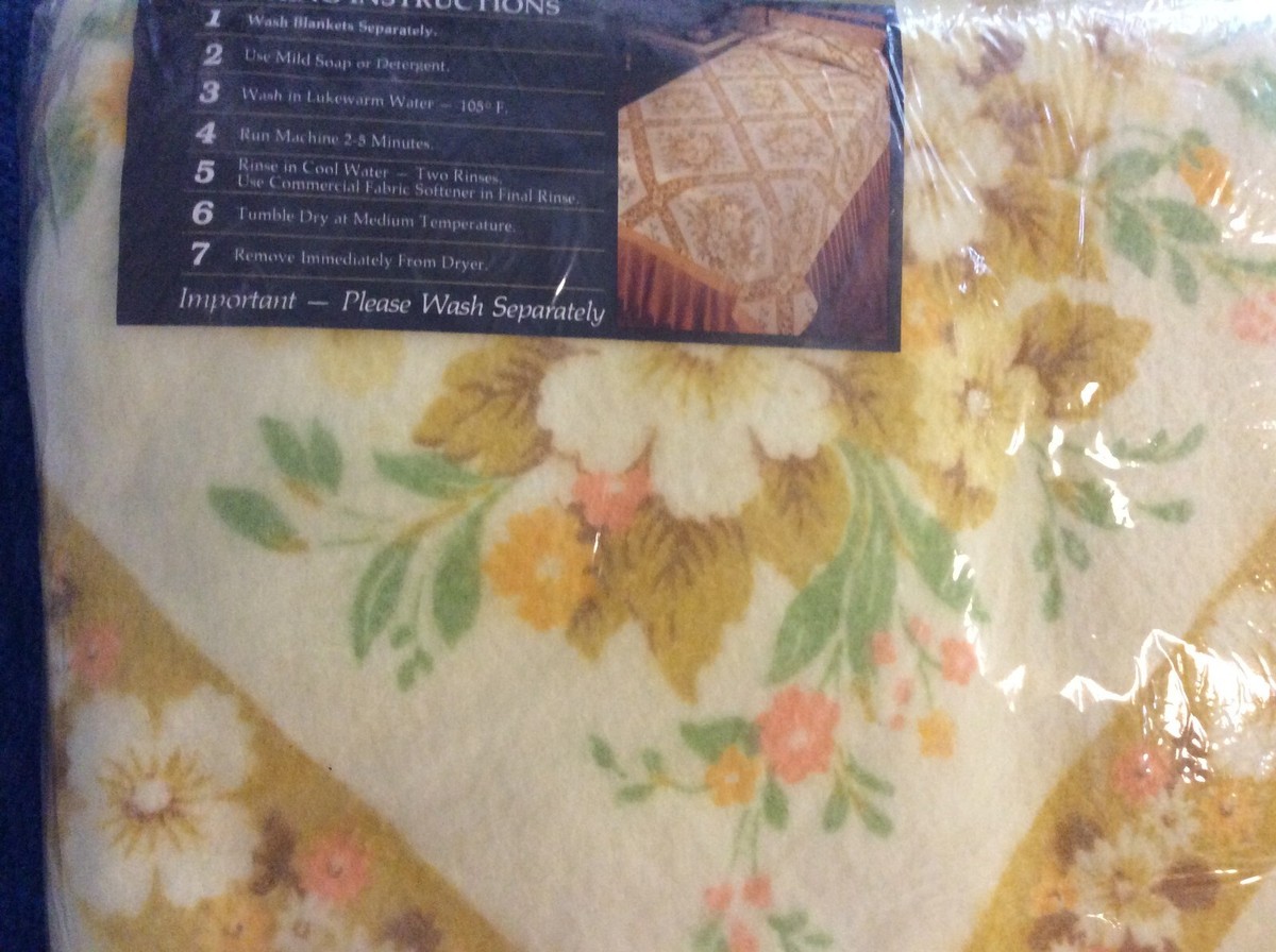 Couverture vintage pour berceau - Le Grenier de Lisette