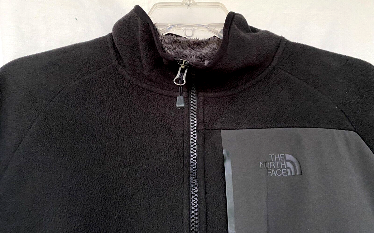 THE NORTH FACE..BLACK..SOFTSHELL..FAUX FUR LINED..FULL ZIP..JACKET