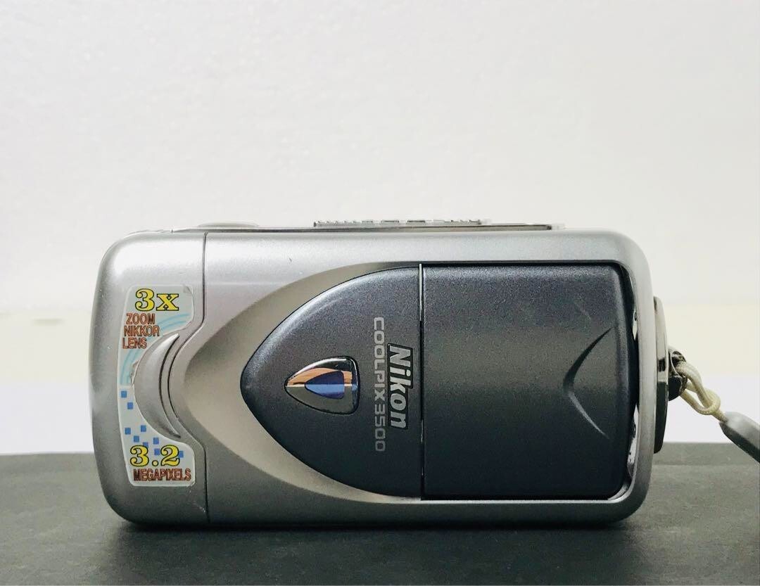 Nikon COOLPIX 2500 【動作確認済み】 動作確認済 NIKON Coolpix 2500 デジタルカメラ nikon