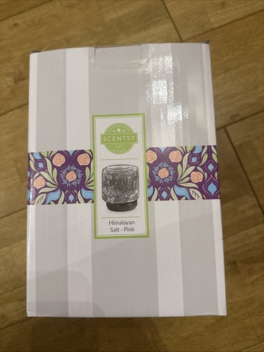 Brand New Himalayan Salt Pink Scentsy Warmer
