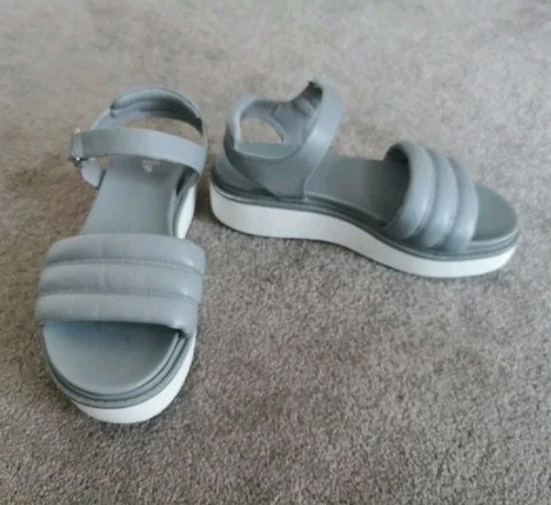 Grey Platform Sandals Size 5 From TU