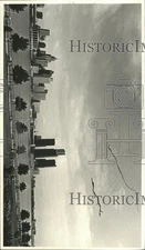 LARGE 1980 Press Photo Kite flying in Detroit Mich - SSA36625