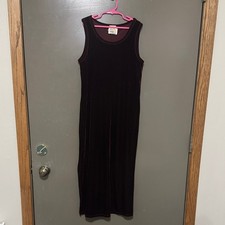 Elegant Vintage Velvet Kids Maxi Dress - Maroon