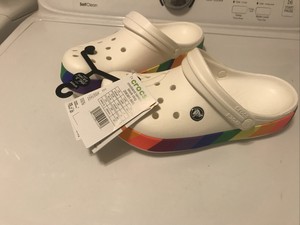crocs crocband rainbow block clog