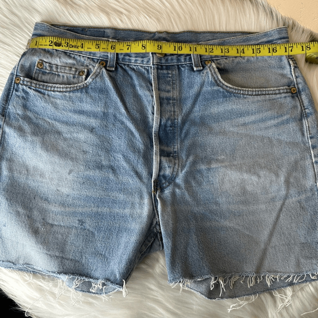 Levi’s Vintage Cut Off Jean Shorts - image 4