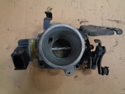 Ford Fiesta 4 1,3 44KW Drosselklappe