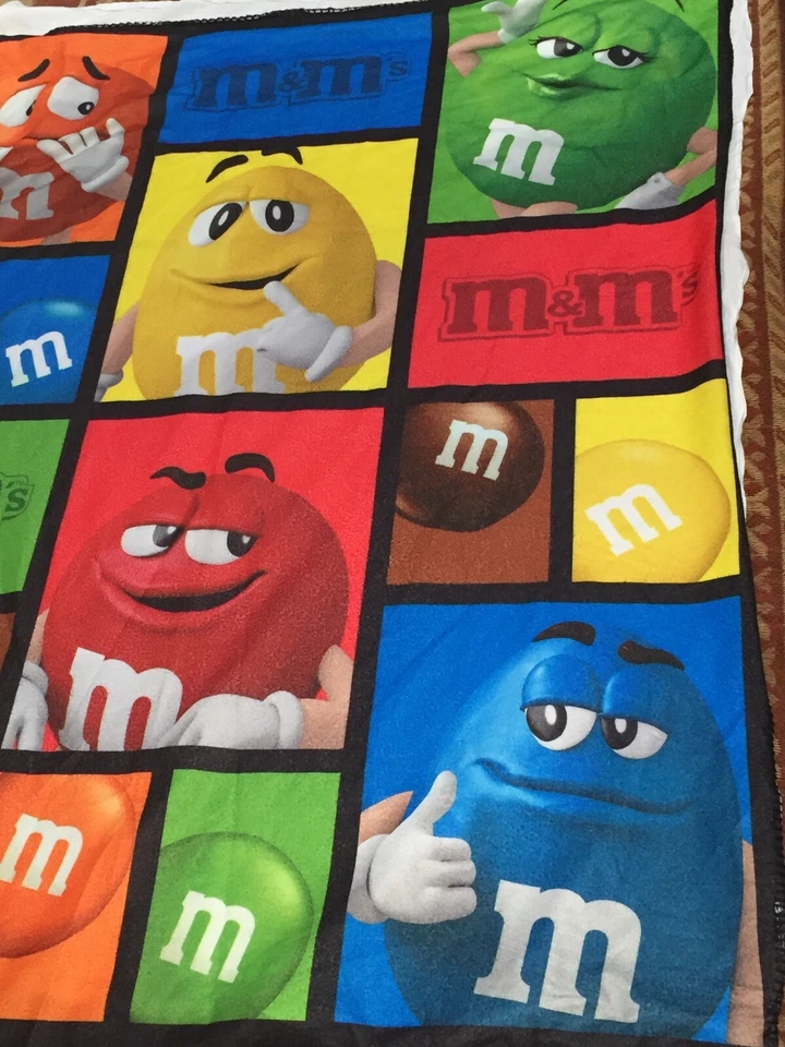 2018 M&M Big Face Characters Blanket Throw Polyester 48" x 64" Multicolor - Image 3 of 4