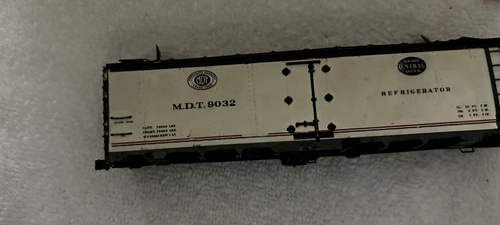 SILVER STREAK DELUXE KIT: 8000 GAL. SINGLE DOME TANK CAR--NO WHEELS - Picture 6 of 9
