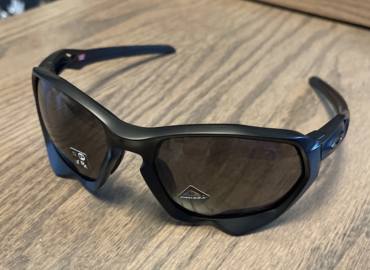 Oakley Plazma Sunglasses Matte Black w Prizm Grey OO9019