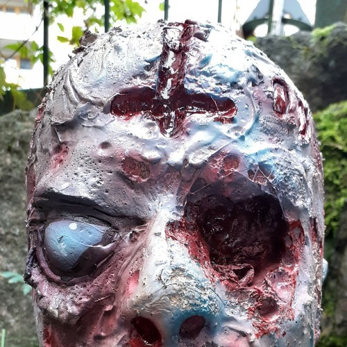 ZOMBIE HEAD SCULPTURE - PROP - Picture 2 of 4