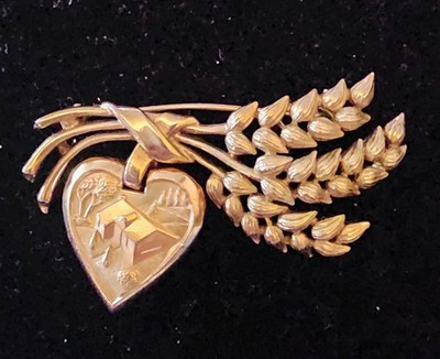 Trifari Vtg Betty Crocker Homemaker of Tomorrow Gold Tone Wheat Pin 1955