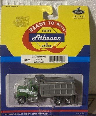 Athearn 93125 D Claybrooks Mack R Dump Truck - New Old Stock